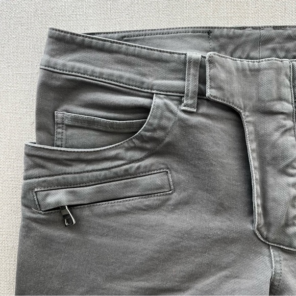 BALMAIN Gray Authentic Designer Jeans - Picture 4 of 6